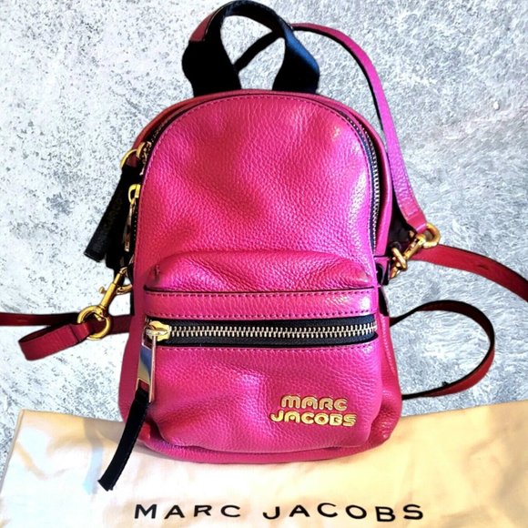 Marc Jacob fuchsia Pink Peddle Leather Two Ways Convertible Crossbody Backpack - Picture 1 of 16